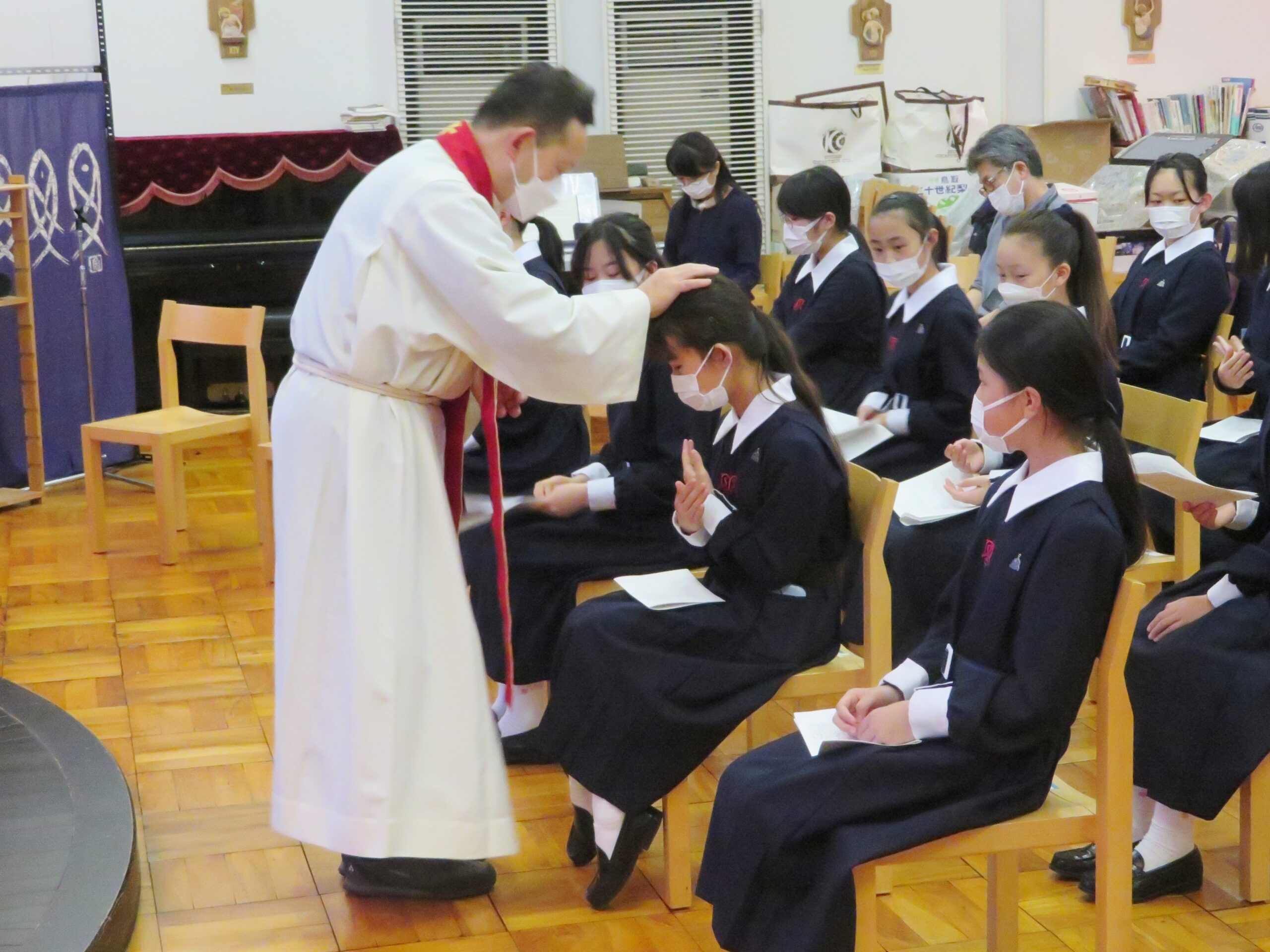 聖週の礼拝 | 松蔭中学校・松蔭高等学校