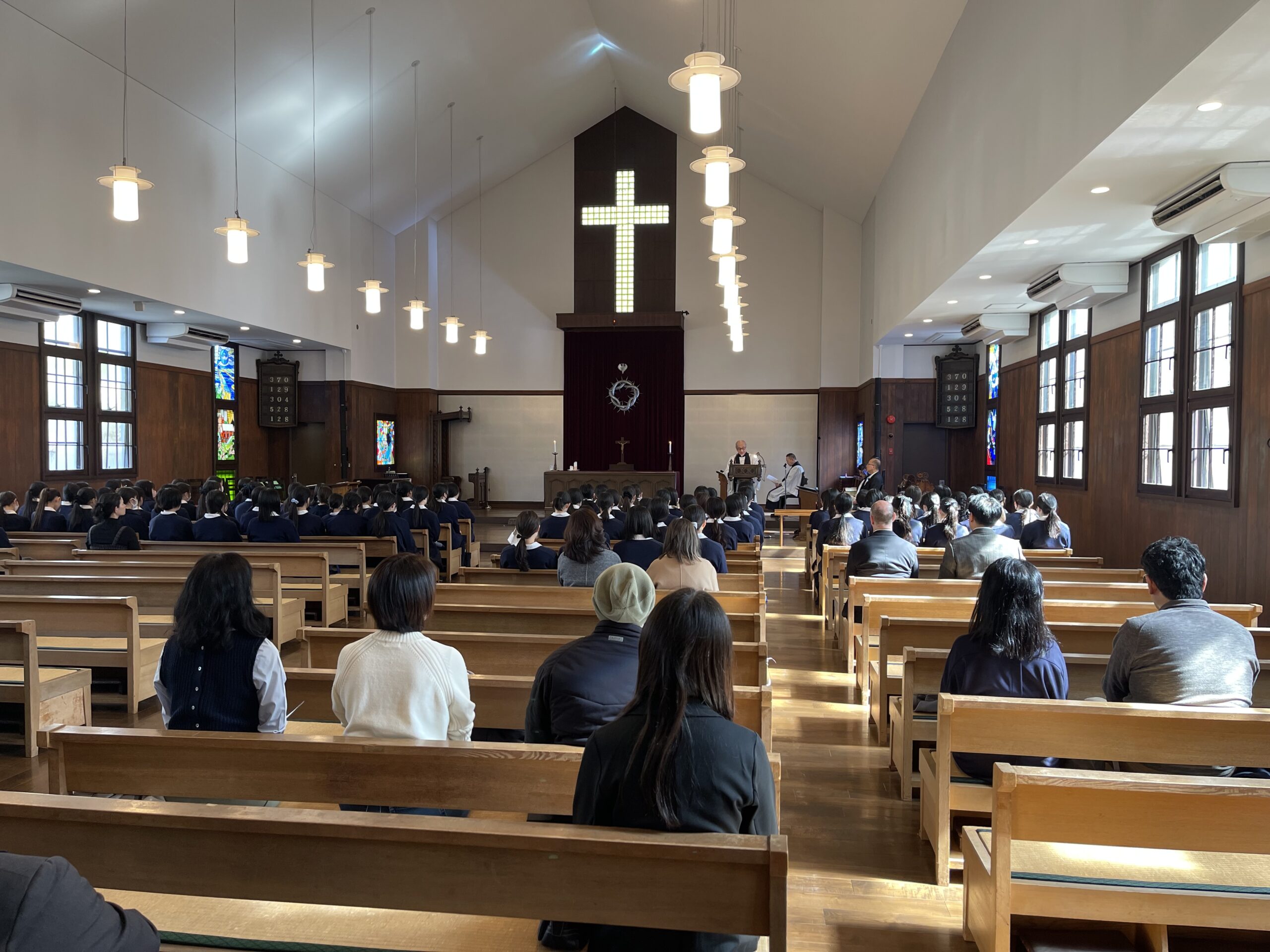 高校3年生・卒業感謝礼拝 | 松蔭中学校・松蔭高等学校